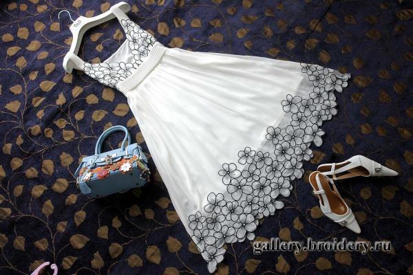BCBG3