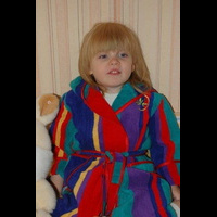 Вот только, почему я сшила его махрой на лицо, а бархатом - на изнанку?