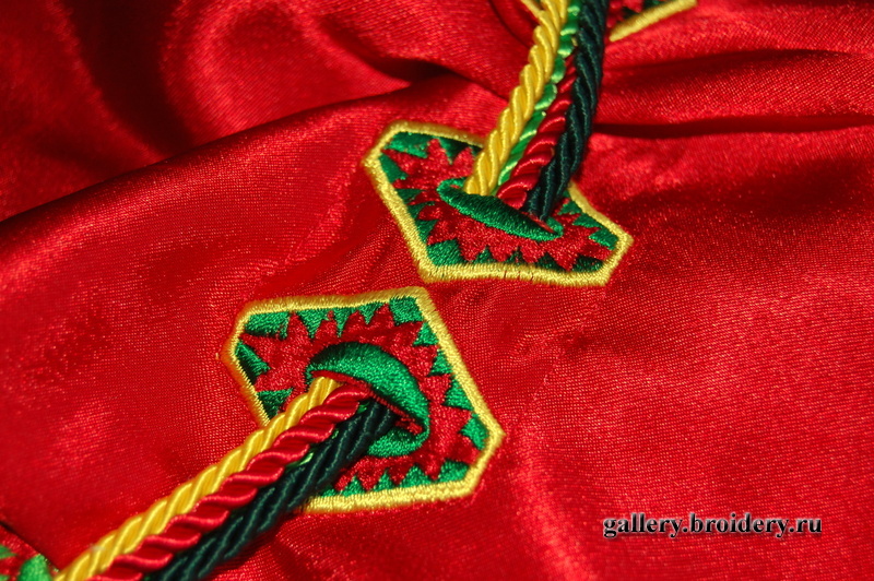 Петли поближе