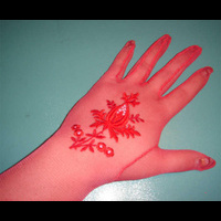 Перчатка вышитая и пошитая