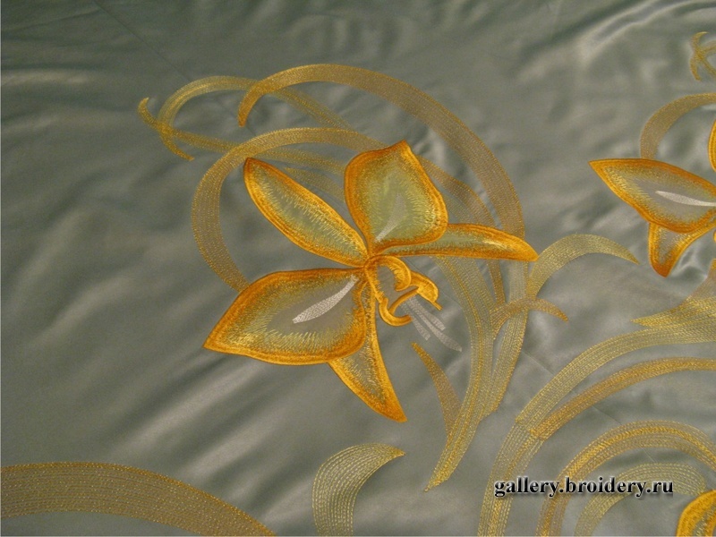 Тонкое шелковое покрывало, фрагмент 1