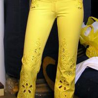 yellowpants03