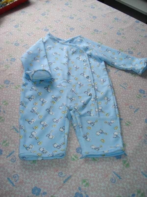 Трикотажная пижама на оверлоке