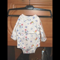 Трикотажный костюм. Шитье на оверлоке