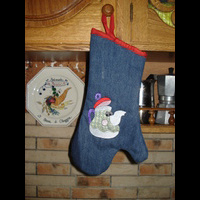 Машинная вышивка. Рукавица-прихватка