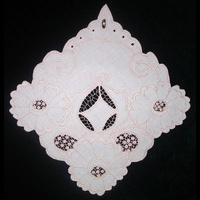 Салфетка-уголок квадратная бледно-розовая