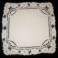 Салфетка квадратная кремовая