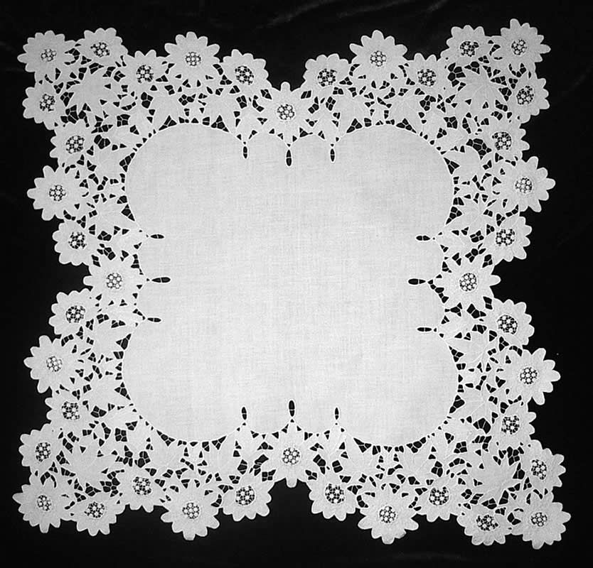 Салфетка квадратная белая