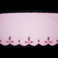 Полоска розового цвета для книжной полки