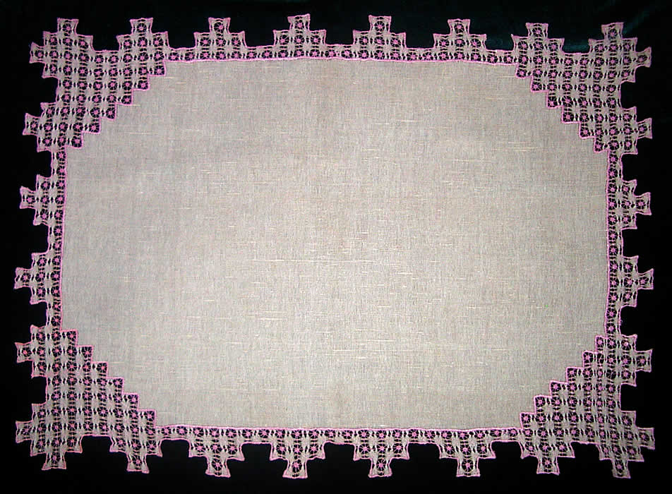 Большая салфетка из набора для столовых приборов