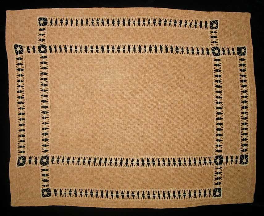 4-ая салфетка из набора для столовых приборов