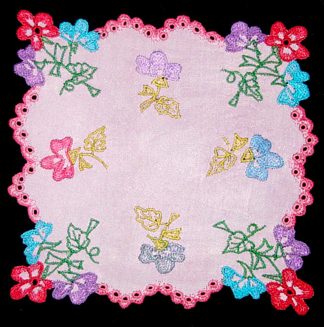 Салфетка квадратная розового цвета