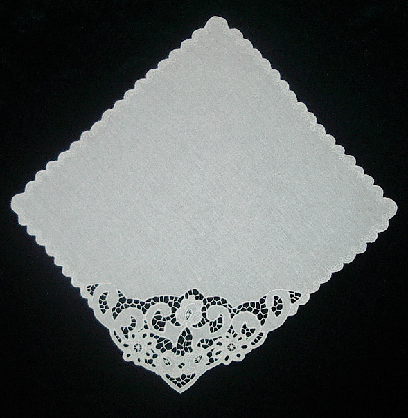 Уголок белого цвета