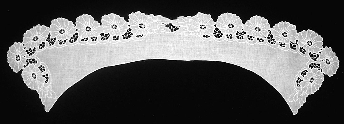 Воротник прямой белый