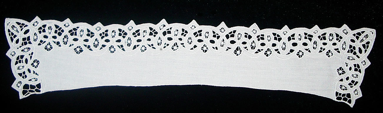 Воротник прямой белый