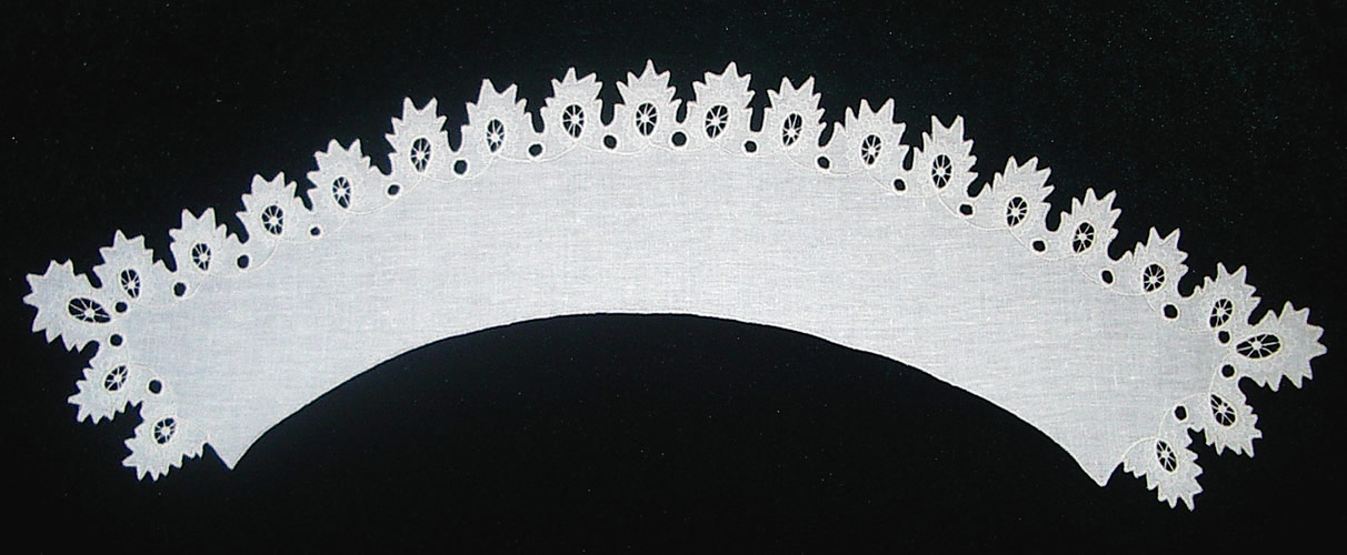 Воротник прямой белый