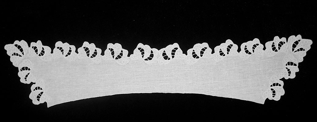 Воротник прямой белый