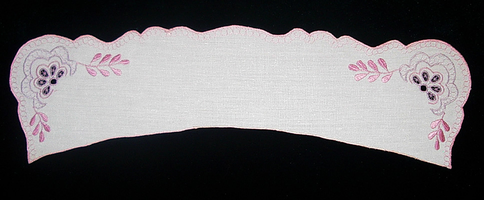 Воротник из батиста