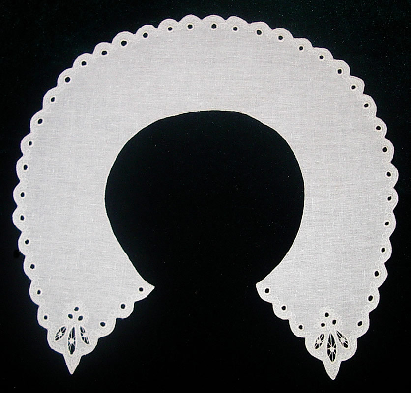 Воротник круглый белый