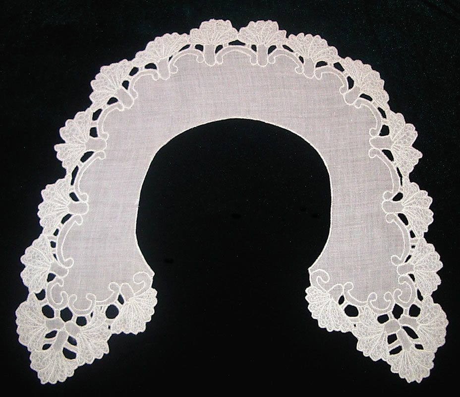 Воротник круглый белый