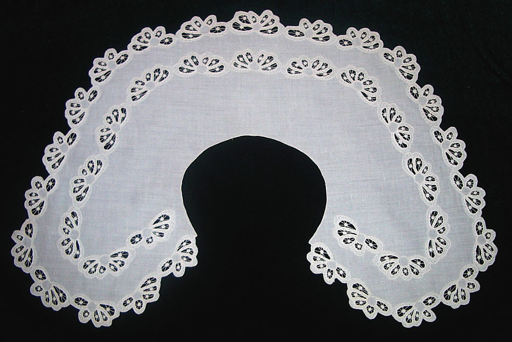 Воротник круглый белый