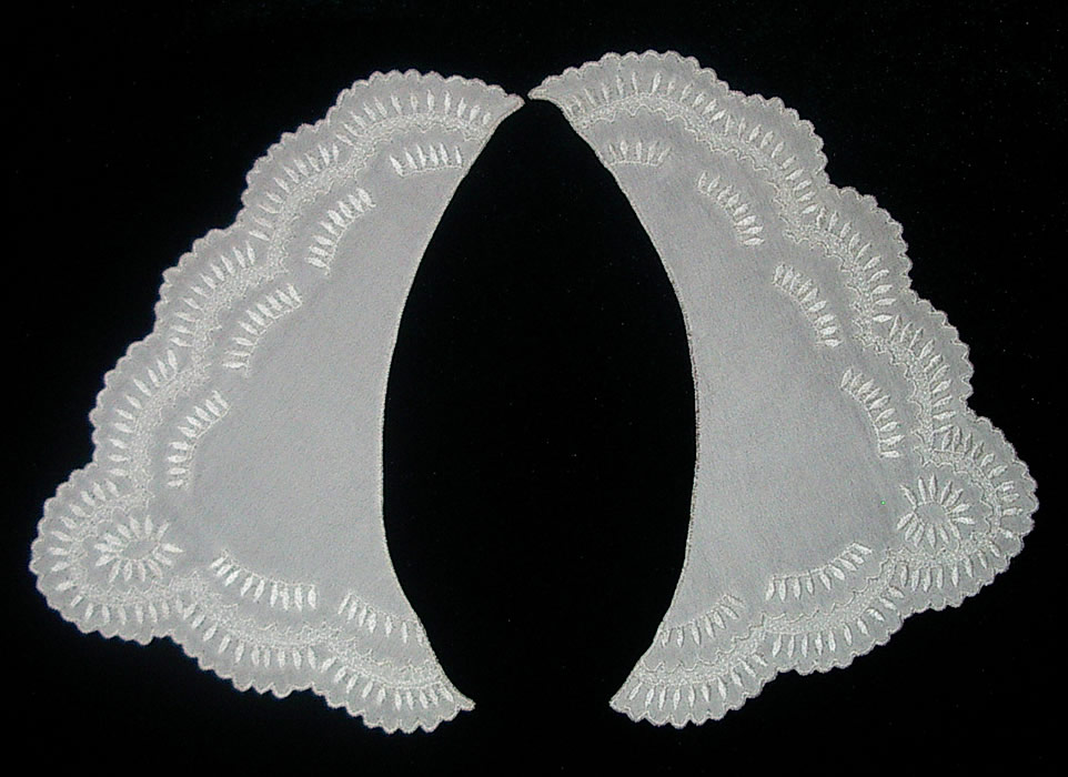 Воротник крепдешиновый из двух половинок