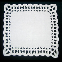 Салфетка квадратная белая