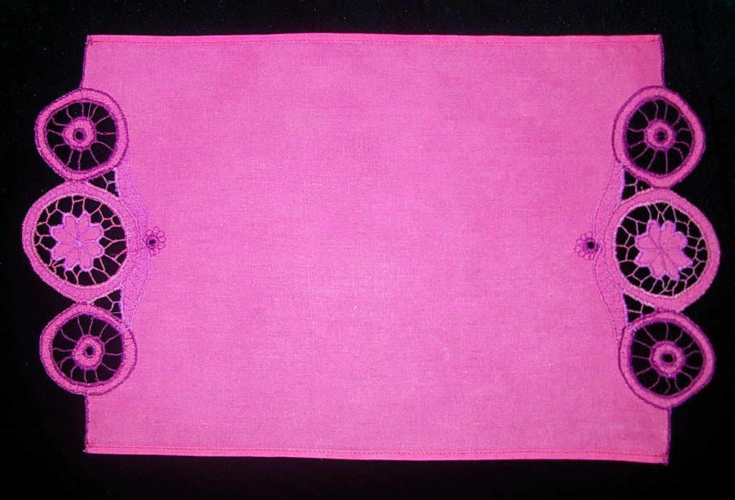 Салфетка прямоугольная темно-розовая