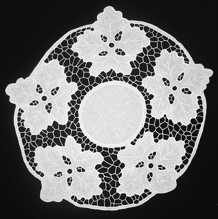 Салфетка круглая белая