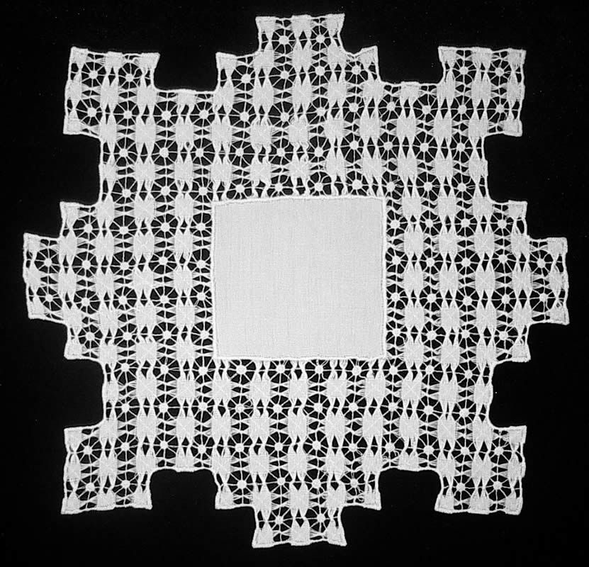 Салфетка квадратная белая