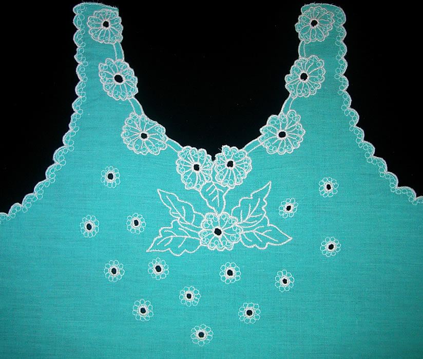 Передняя полочка детской майки бирюзового цвета