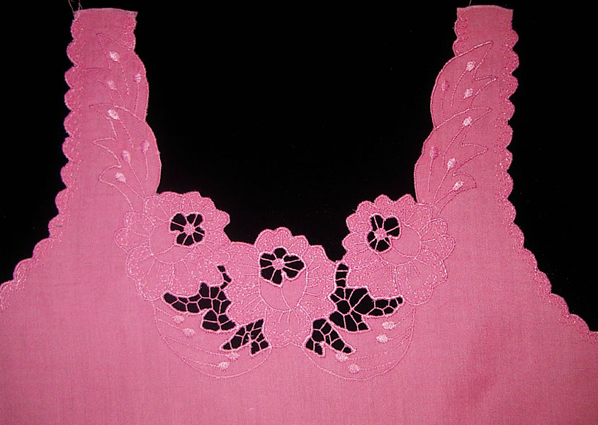 Передняя полочка детской майки розового цвета