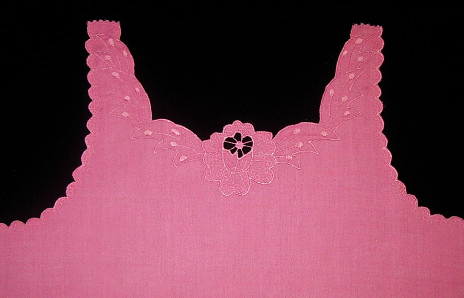 Задняя полочка детской майки розового цвета