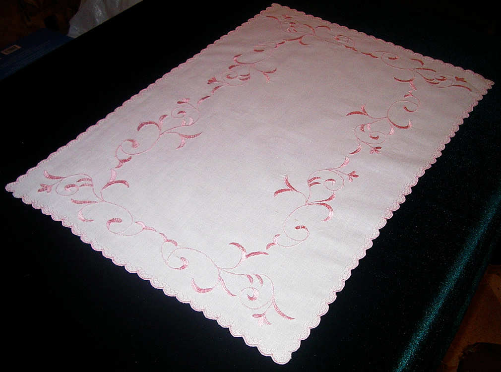 Салфетка прямоугольная бледно-розового цвета