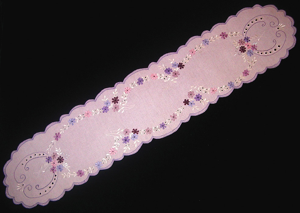 Дорожка овальная светло-фиолетового цвета