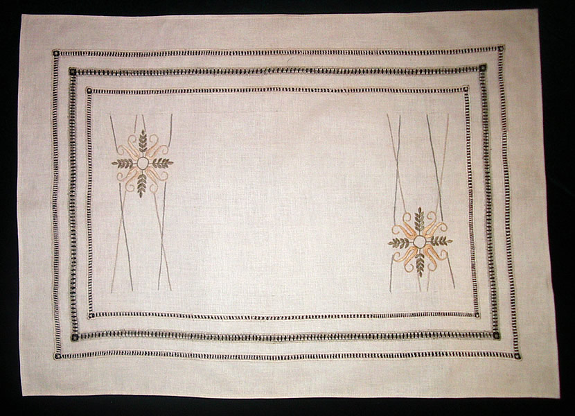 Салфетка прямоугольная кремовая