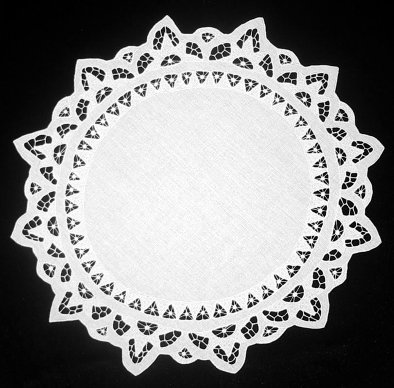 Салфетка круглая белая