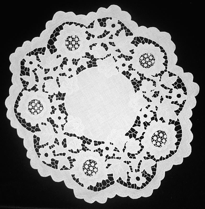 Салфетка десятиугольная белая