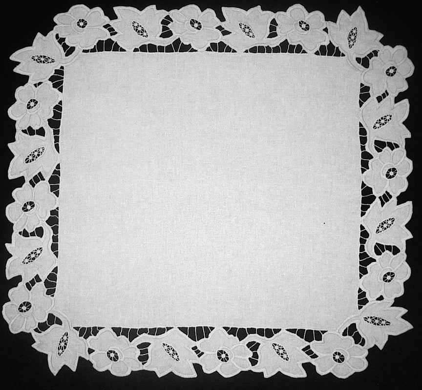 Салфетка квадратная белая