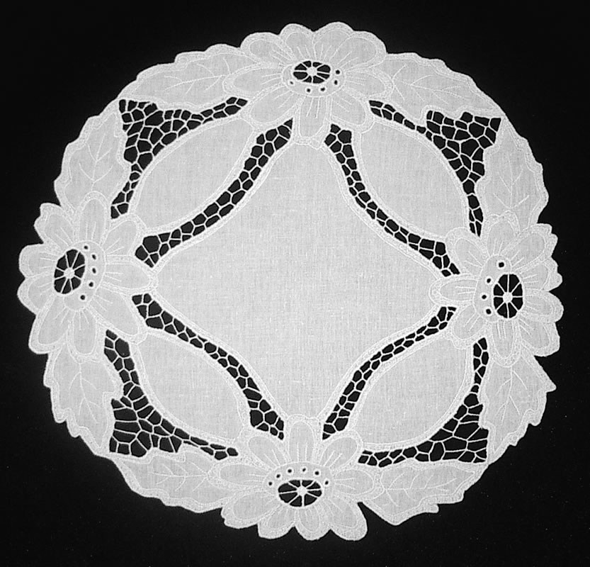 Салфетка круглая белая