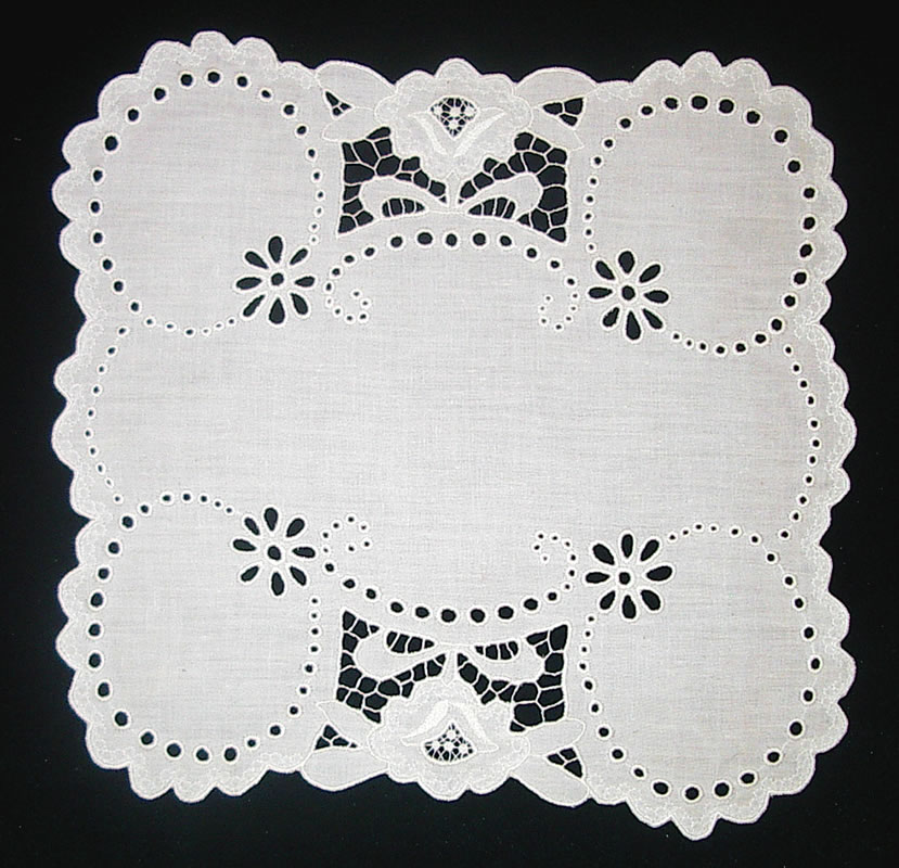 Салфетка квардратная белая