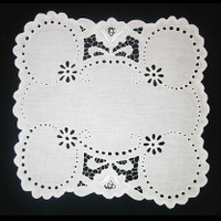 Салфетка квардратная белая