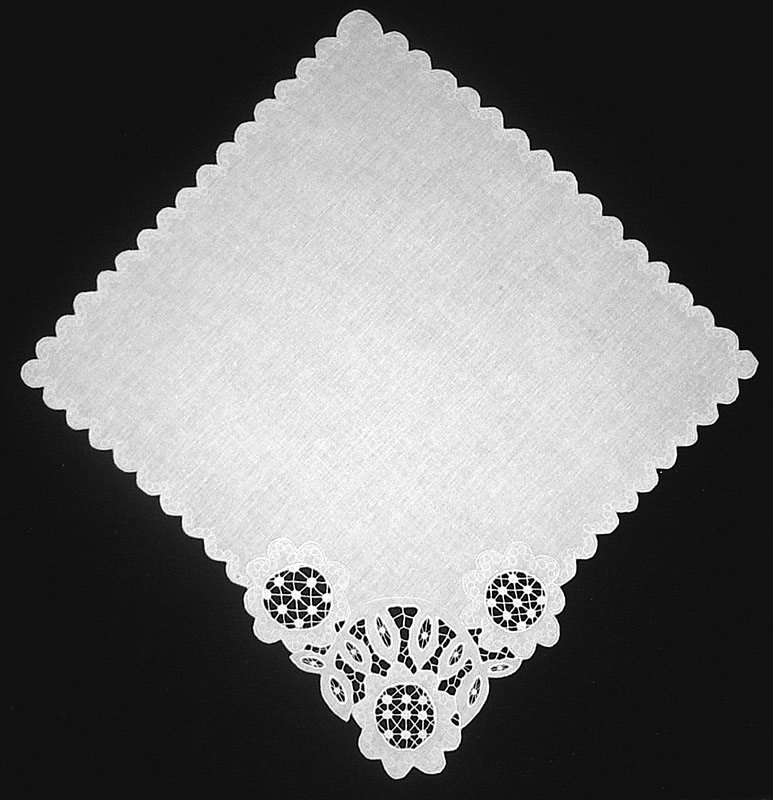 Уголок белого цвета