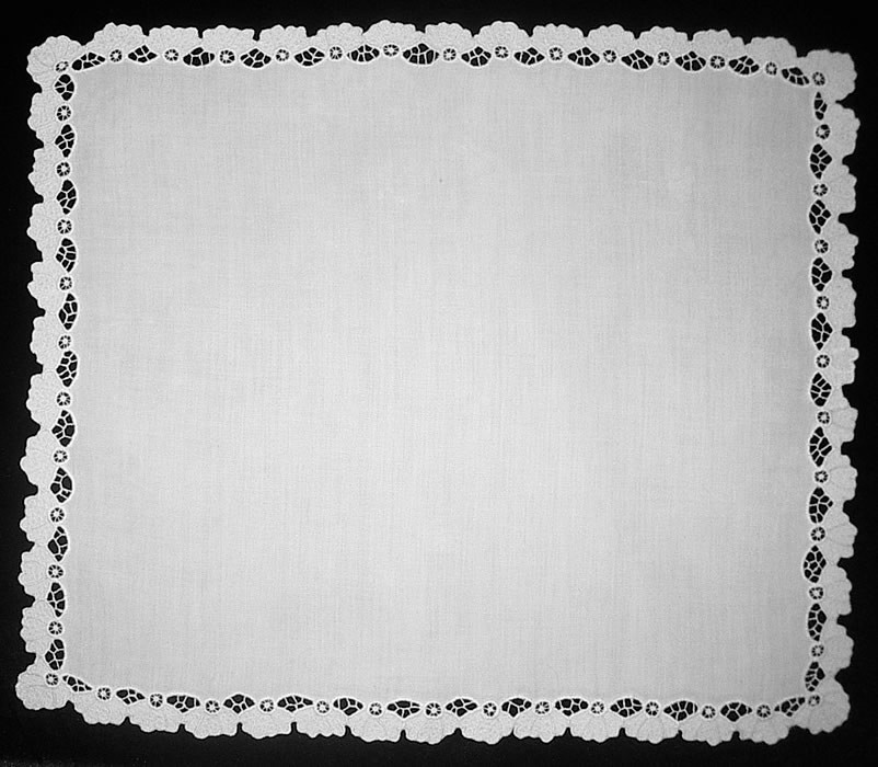 Салфетка прямоугольная белая