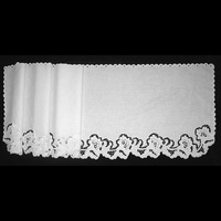 Верхняя часть занавески на окно