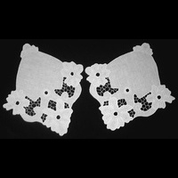 2 салфетки-уголки квадратные белые