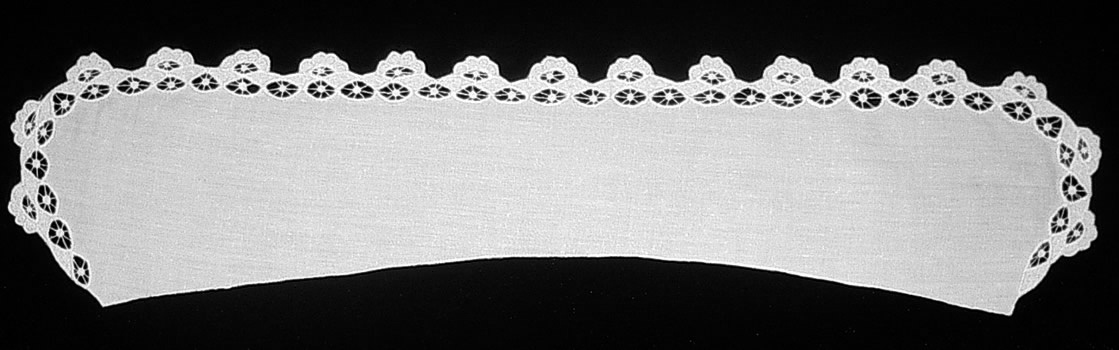 Воротник прямой белый
