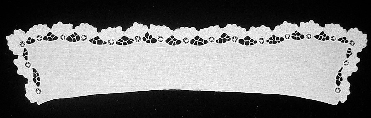 Воротник прямой белый