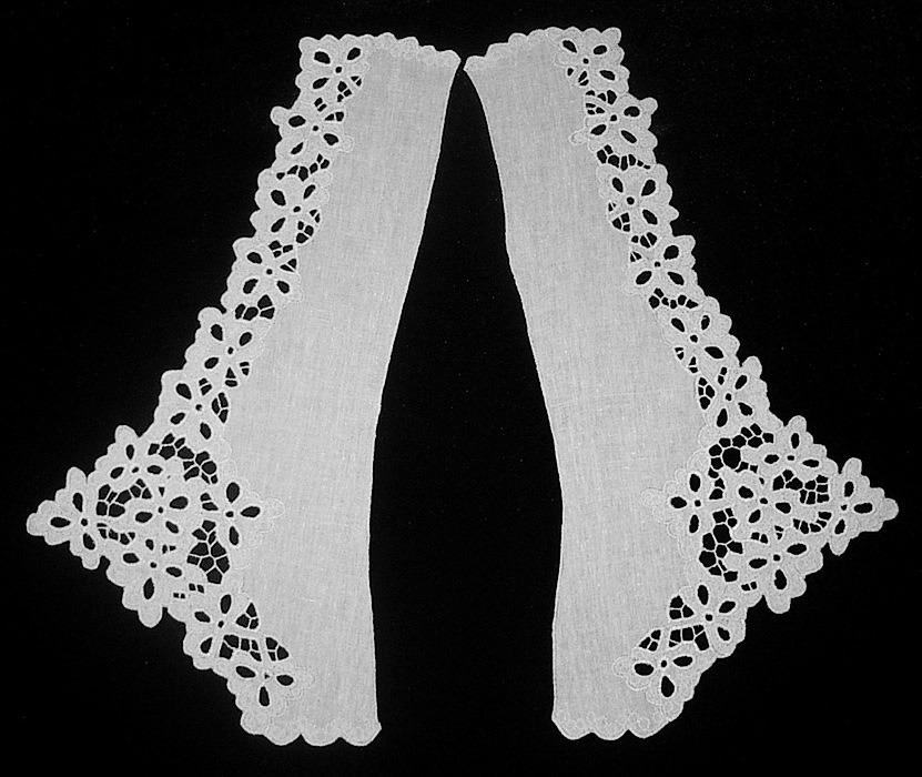 Воротник прямой белый из 2-х половинок