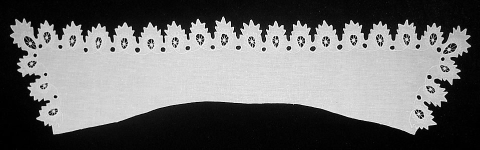 Воротник прямой белый